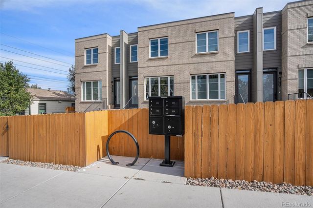 1074 Knox Court A, Denver, CO 80204
