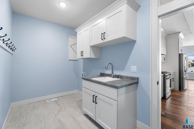 5505 E Daybreak Cir Circle, Sioux Falls, SD 57110