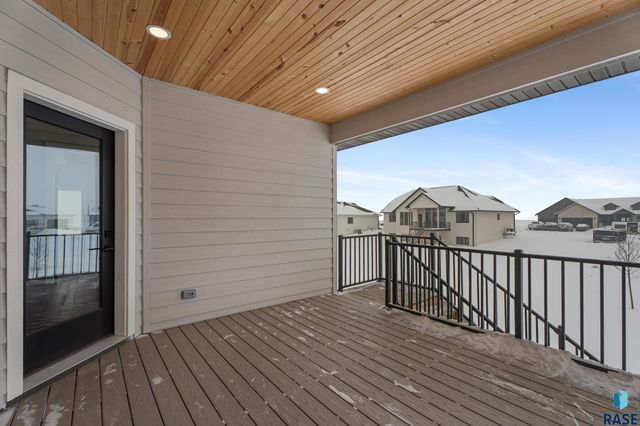 5505 E Daybreak Cir Circle, Sioux Falls, SD 57110