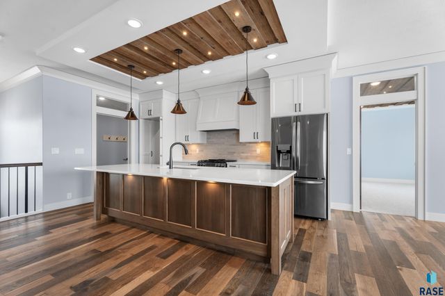 5505 E Daybreak Cir Circle, Sioux Falls, SD 57110