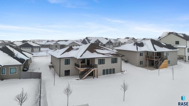 5505 E Daybreak Cir Circle, Sioux Falls, SD 57110