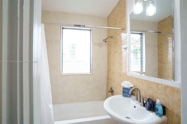 444 Ponce De Leon Blvd, Coral Gables, FL 33134