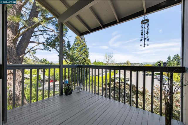 1509 Ashwood Dr, Martinez, CA 94553