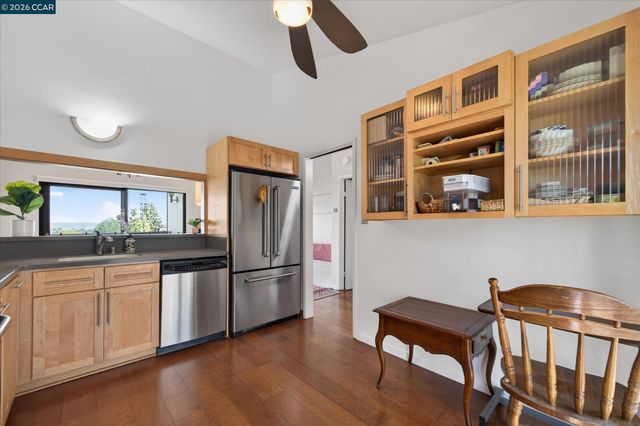 1509 Ashwood Dr, Martinez, CA 94553