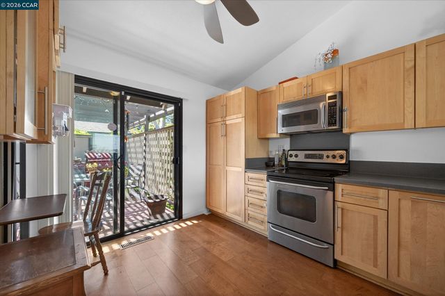 1509 Ashwood Dr, Martinez, CA 94553