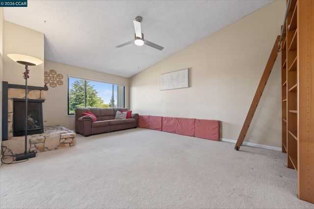 1509 Ashwood Dr, Martinez, CA 94553