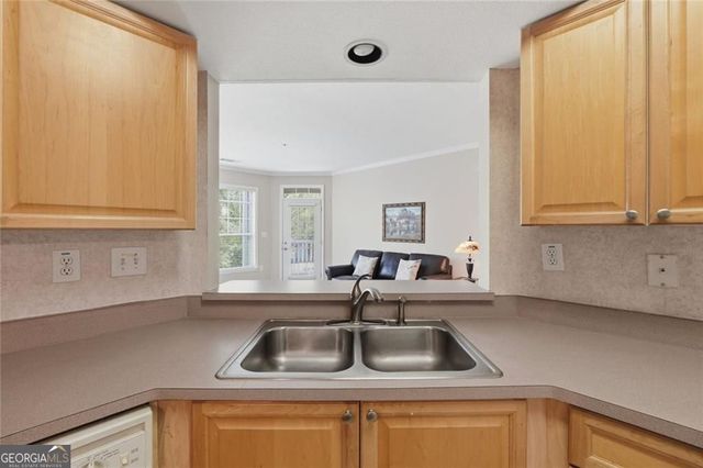 826 Sandringham Drive, Alpharetta, GA 30004