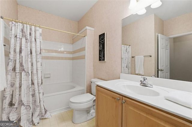 826 Sandringham Drive, Alpharetta, GA 30004