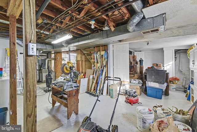 2115 SMITH AVE, Baltimore, MD 21227