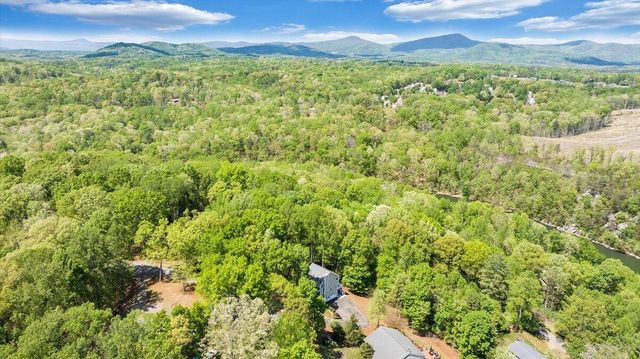 159 Lakeshore Terrace RD, Hardy, VA 24101