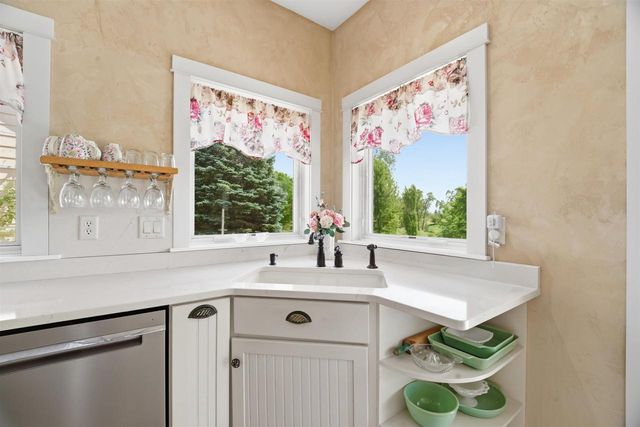W3549 CENTER VALLEY ROAD, Appleton, WI 54913