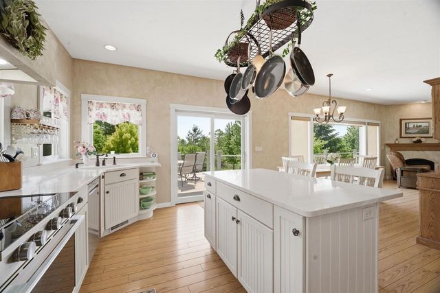 W3549 CENTER VALLEY ROAD, Appleton, WI 54913