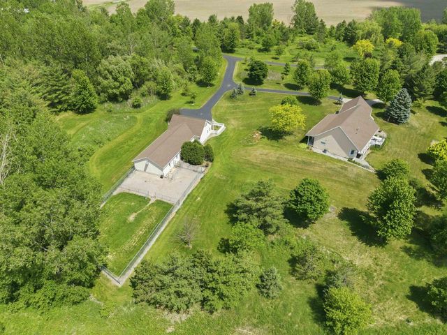 W3549 CENTER VALLEY ROAD, Appleton, WI 54913