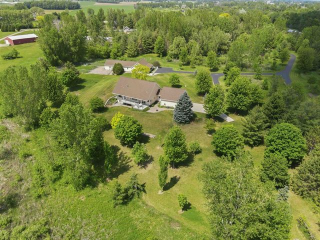 W3549 CENTER VALLEY ROAD, Appleton, WI 54913