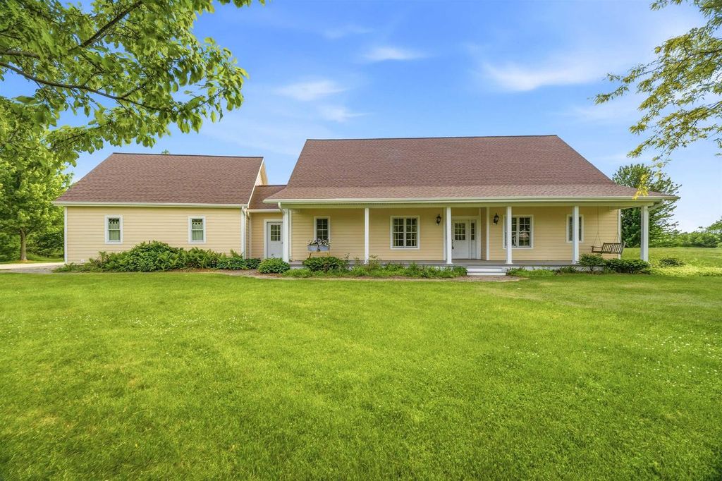 W3549 CENTER VALLEY ROAD, Appleton, WI 54913