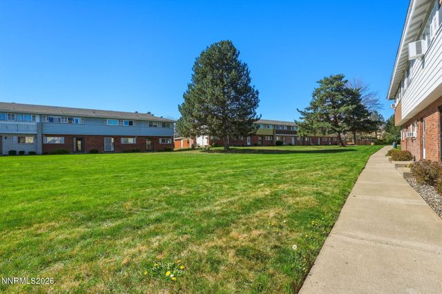 585 Smithridge Park, Reno, NV 89502