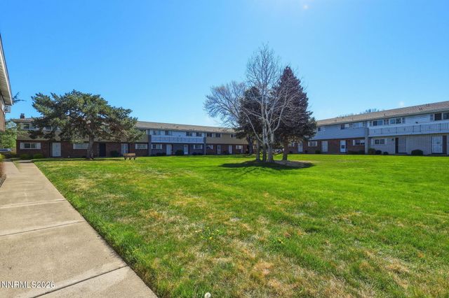 585 Smithridge Park, Reno, NV 89502