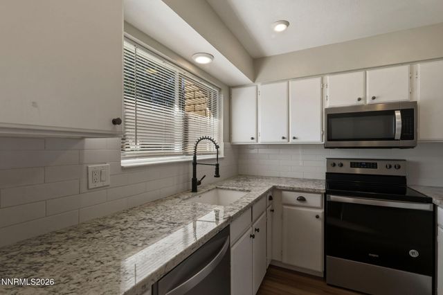 585 Smithridge Park, Reno, NV 89502