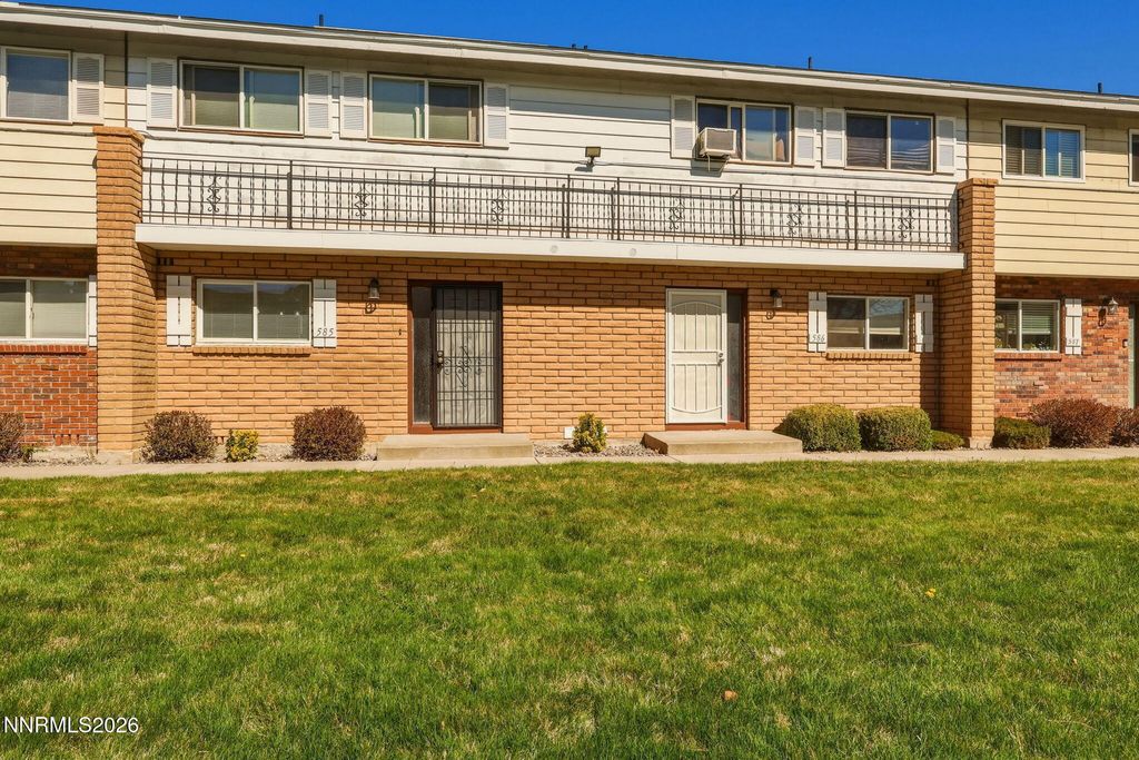 585 Smithridge Park, Reno, NV 89502