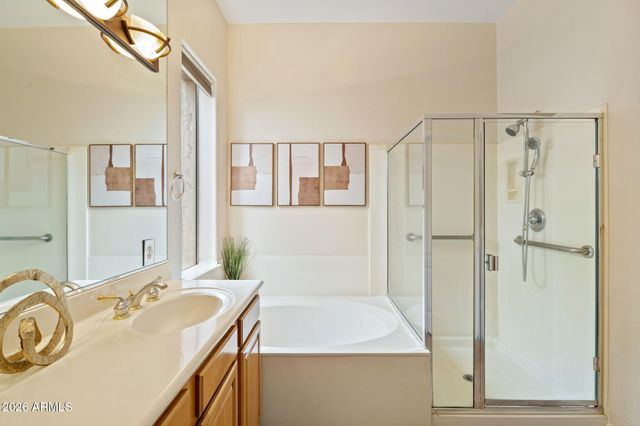 4904 E BLUEFIELD Avenue, Scottsdale, AZ 85254