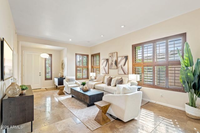 4904 E BLUEFIELD Avenue, Scottsdale, AZ 85254