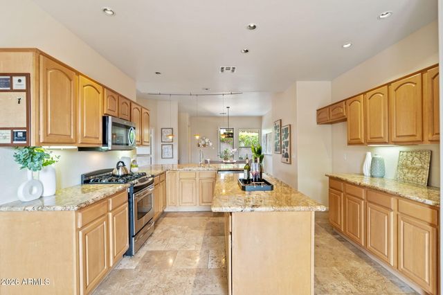 4904 E BLUEFIELD Avenue, Scottsdale, AZ 85254