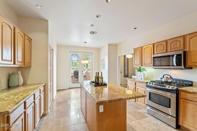 4904 E BLUEFIELD Avenue, Scottsdale, AZ 85254