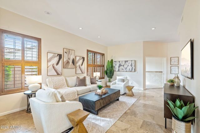 4904 E BLUEFIELD Avenue, Scottsdale, AZ 85254