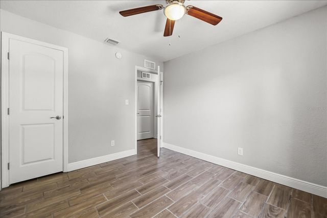 524 E HILLCREST STREET, Altamonte Springs, FL 32701