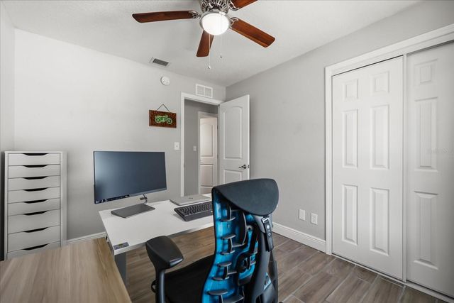 524 E HILLCREST STREET, Altamonte Springs, FL 32701