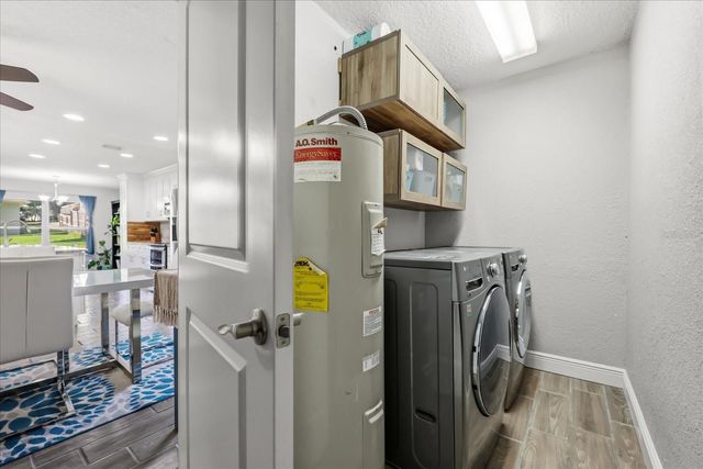 524 E HILLCREST STREET, Altamonte Springs, FL 32701
