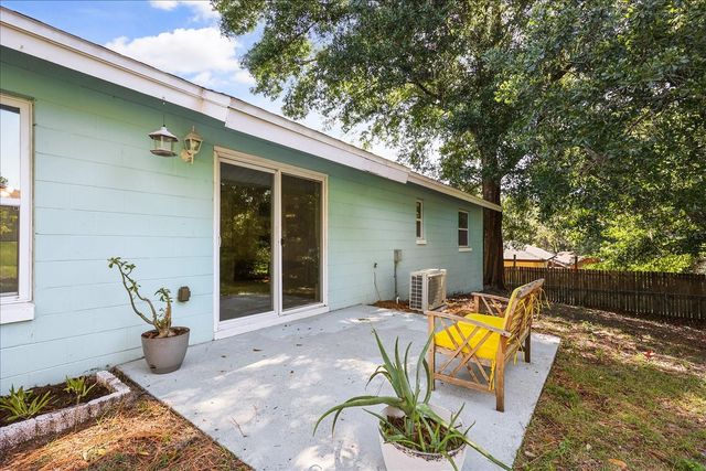 524 E HILLCREST STREET, Altamonte Springs, FL 32701