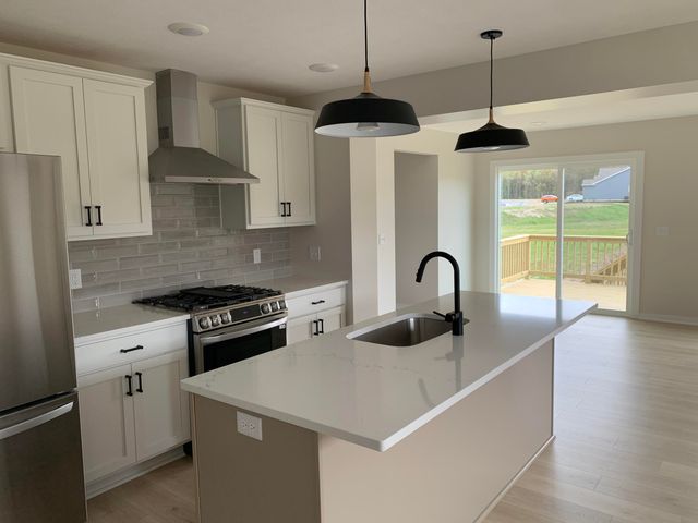15786 Norwalk Road, Grand Haven, MI 49417