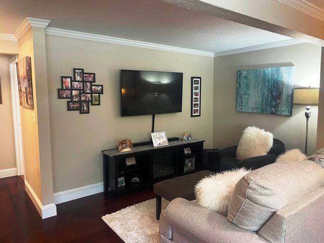 75 Foundry Street 28, Easton, MA 02375