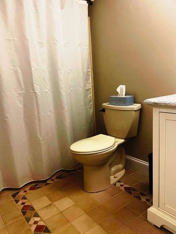 75 Foundry Street 28, Easton, MA 02375