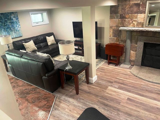 75 Foundry Street 28, Easton, MA 02375