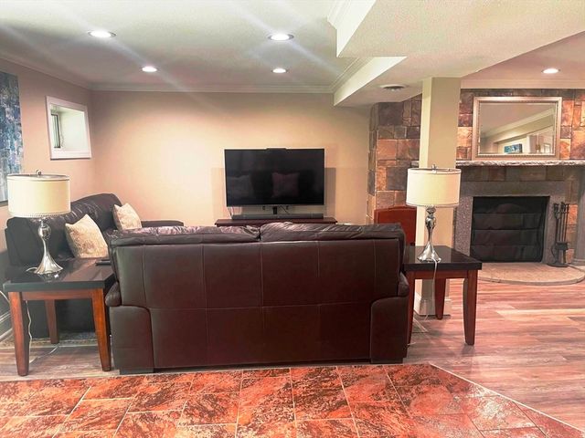 75 Foundry Street 28, Easton, MA 02375