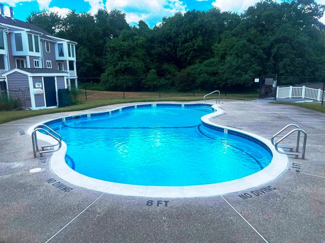 75 Foundry Street 28, Easton, MA 02375