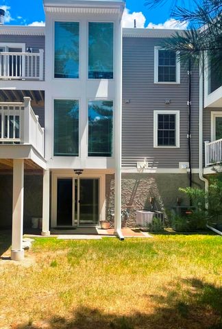 75 Foundry Street 28, Easton, MA 02375