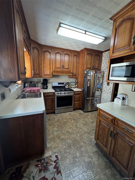 8114 Margaret Place, Ridgewood, NY 11385 — photo 5