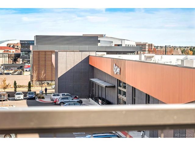 22 Oneida Ct, Denver, CO 80230