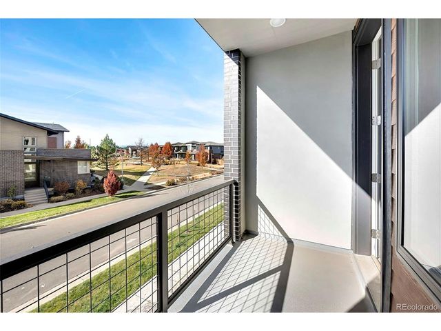 22 Oneida Ct, Denver, CO 80230