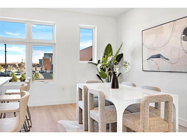 22 Oneida Ct, Denver, CO 80230