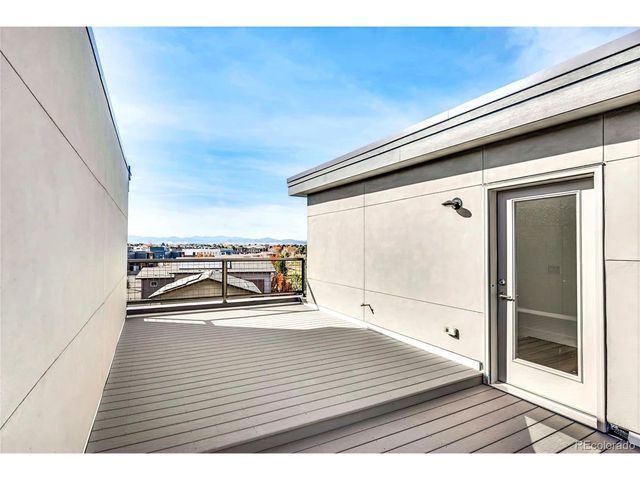 22 Oneida Ct, Denver, CO 80230