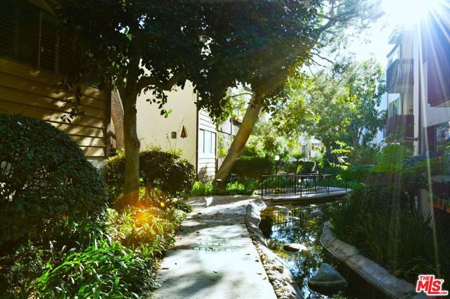 6000 Canterbury Drive D114, Culver City, CA 90230