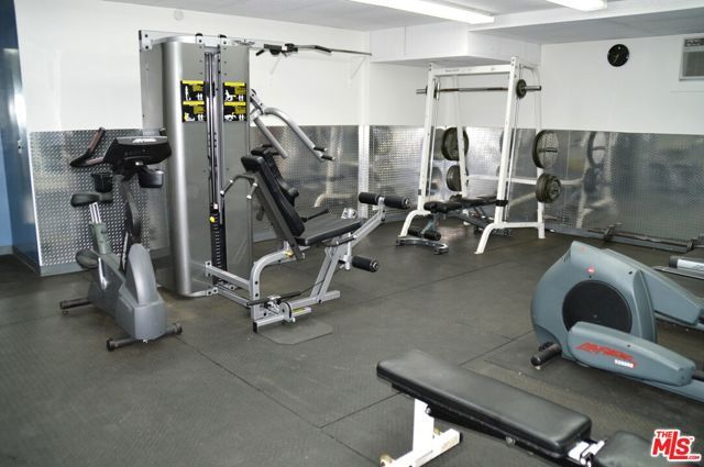 6000 Canterbury Drive D114, Culver City, CA 90230