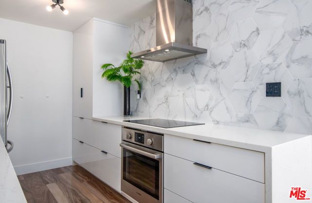 6000 Canterbury Drive D114, Culver City, CA 90230