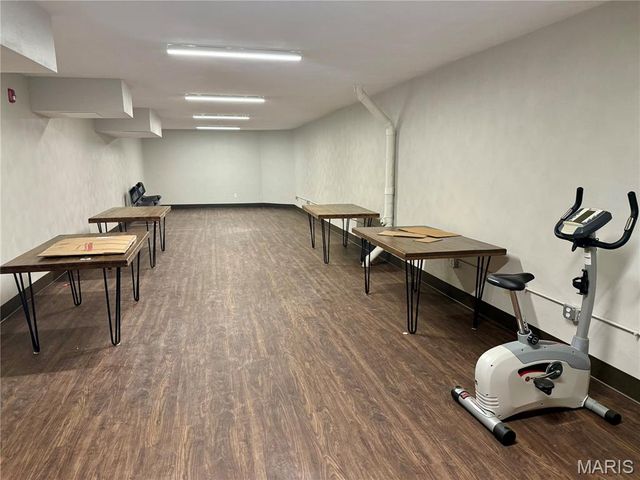 1313 21st St., Granite City, IL 62040