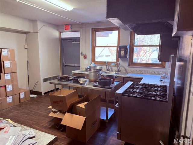 1313 21st St., Granite City, IL 62040