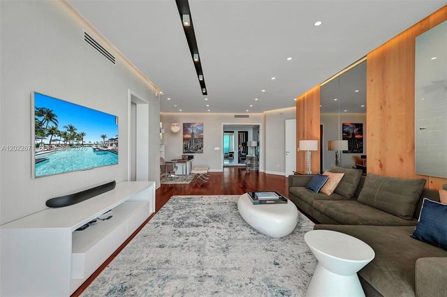 16051 Collins Ave 1102, Sunny Isles Beach, FL 33160